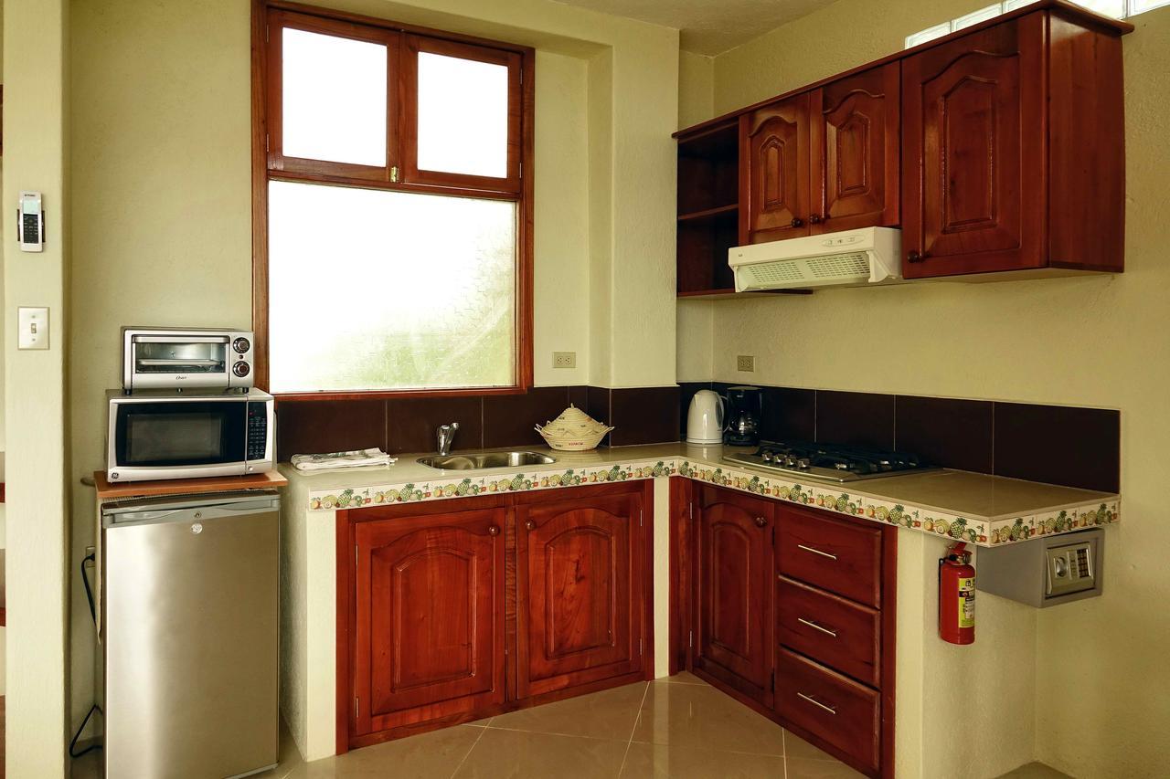 The Galeodan Suites بويرتو بكويريزو مورينو المظهر الخارجي الصورة
